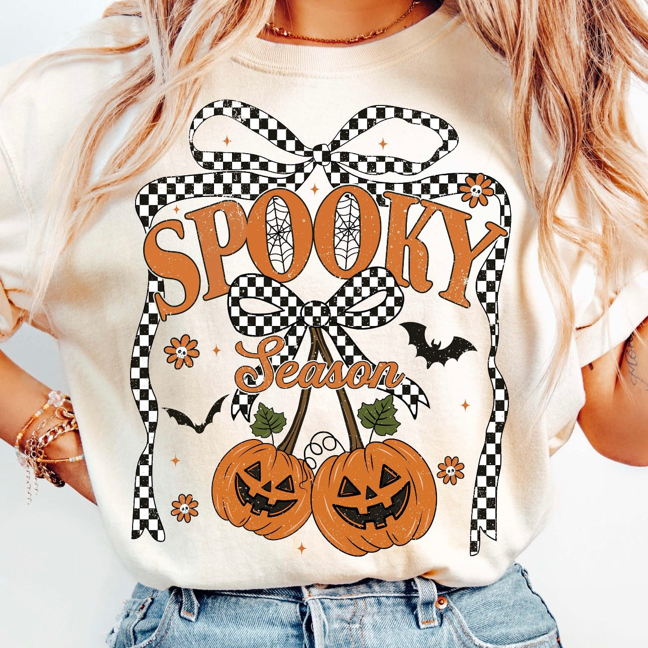 SPOOKY CHECKER BOWS TEE OR CREW