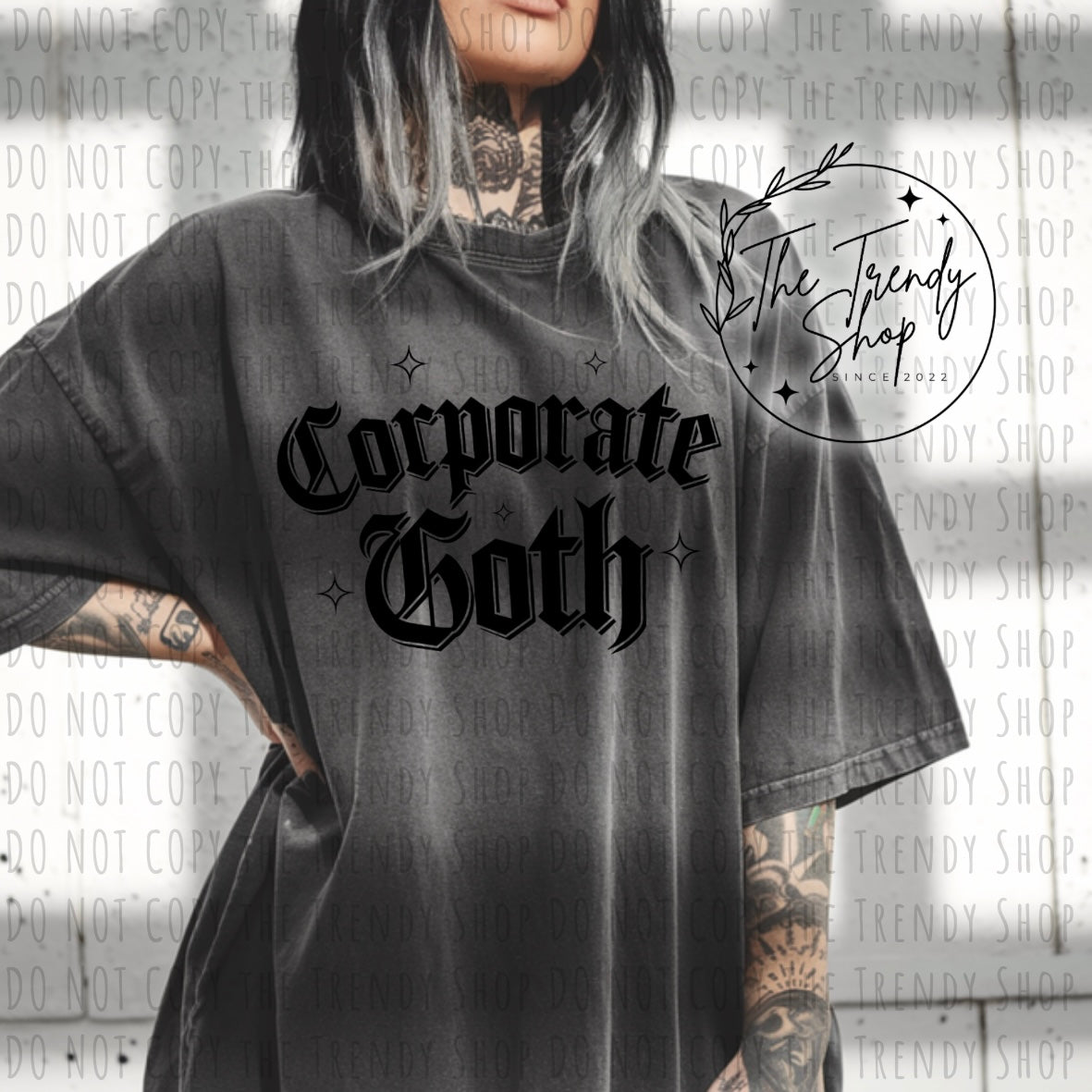 CORPORATE GOTH PRINTED COMFORT COLOR TEE