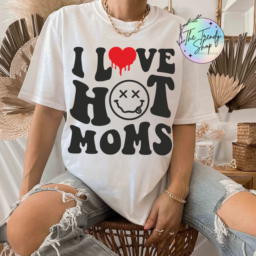 HOT MOMS TEE OR CREW