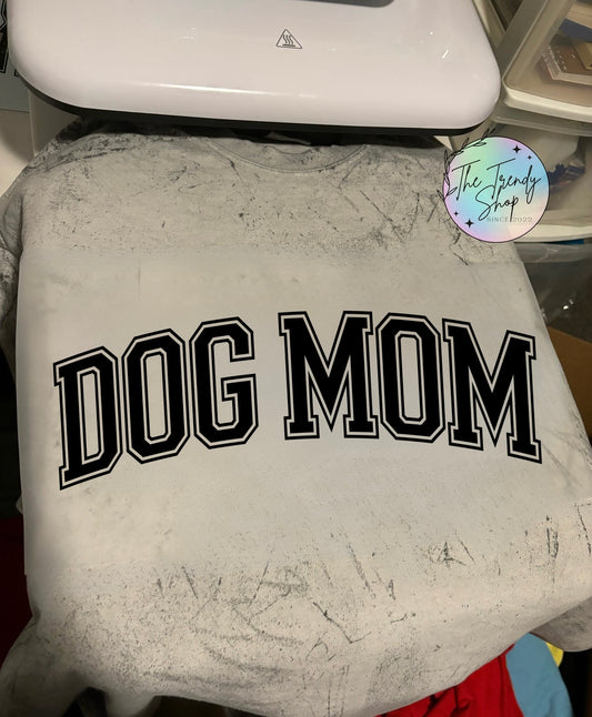 DOG MOM COMFORT COLOR TEE